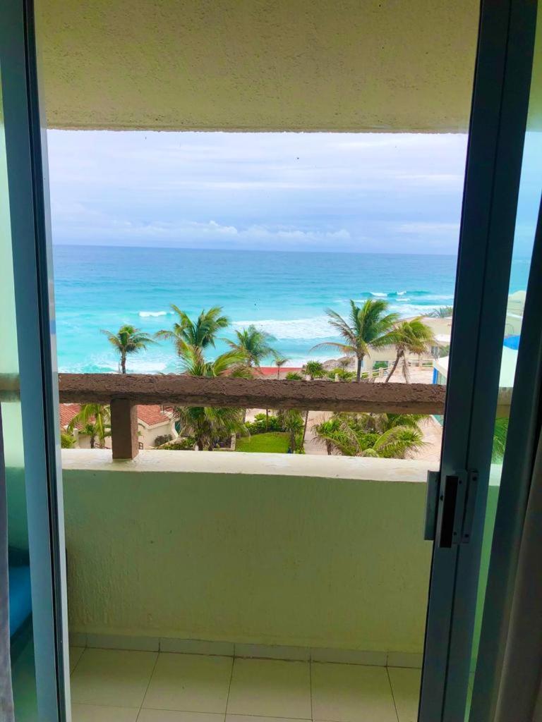 Solymar Hotel All Inclusive Cancun Exterior photo