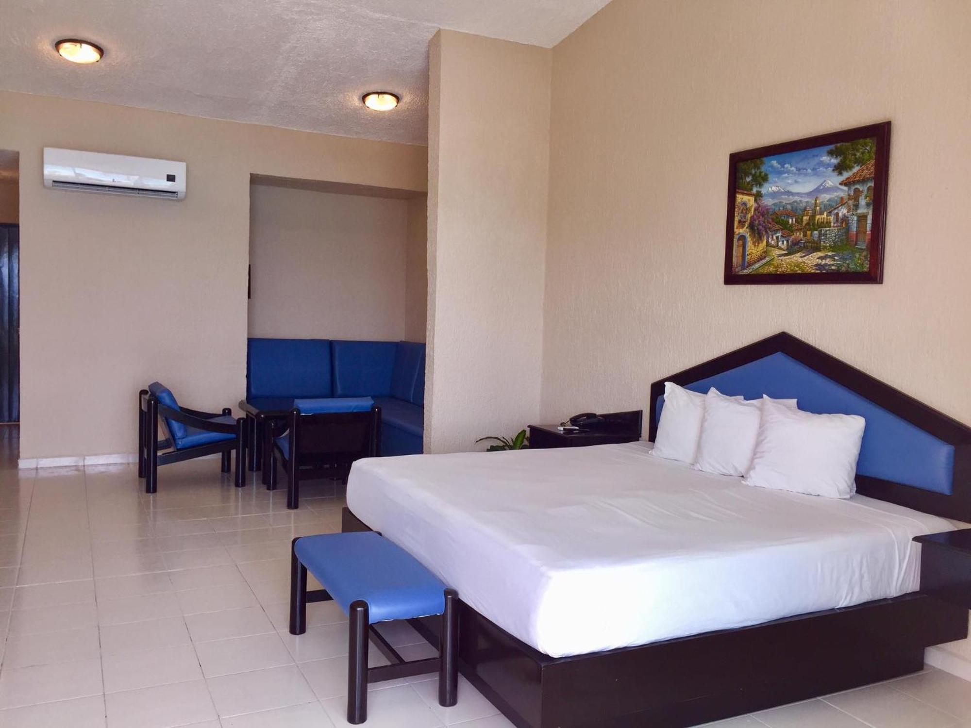 Solymar Hotel All Inclusive Cancun Exterior photo