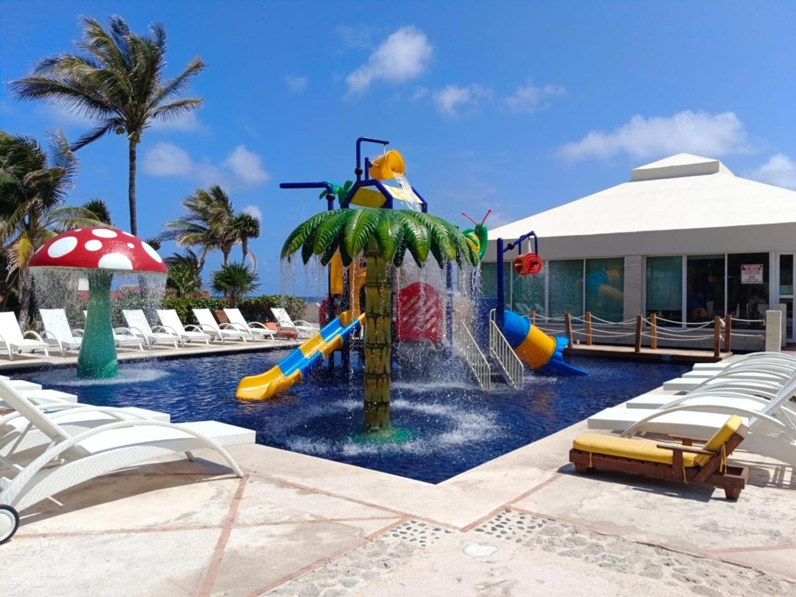 Solymar Hotel All Inclusive Cancun Exterior photo